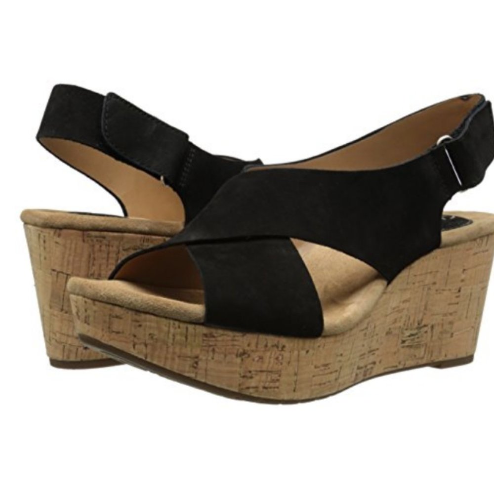 Clarks women's comfortable cork wedge sandal in black size 10W
